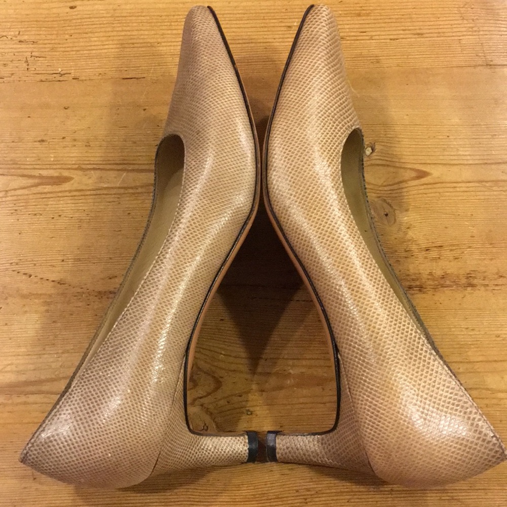 Ferragamo Snakeskin Pumps - Picture 4 of 8